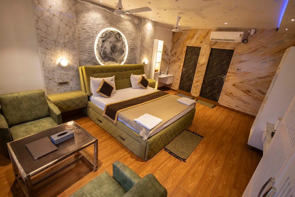Uthandi Umino Beach resort - Seaview Suite Room
